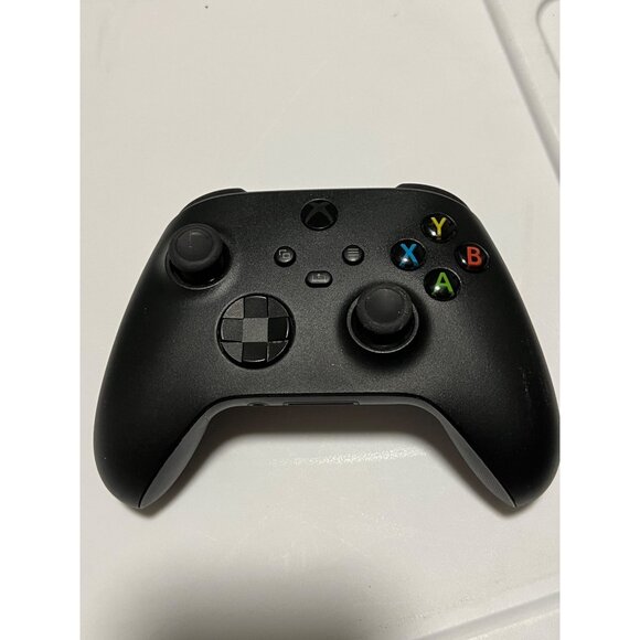Xbox Series X Black Controller - Picture 1 of 4